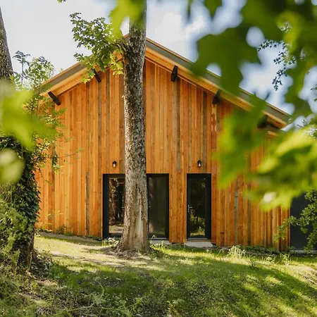 Les Cabanes Du Dauphine Et Logis A La Ferme Gap Room photo