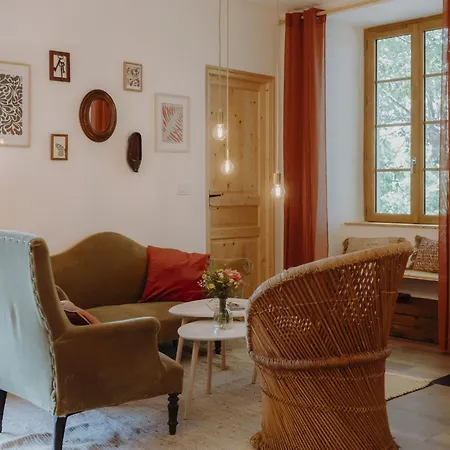Les Cabanes Du Dauphine Et Logis A La Ferme Gap Room photo